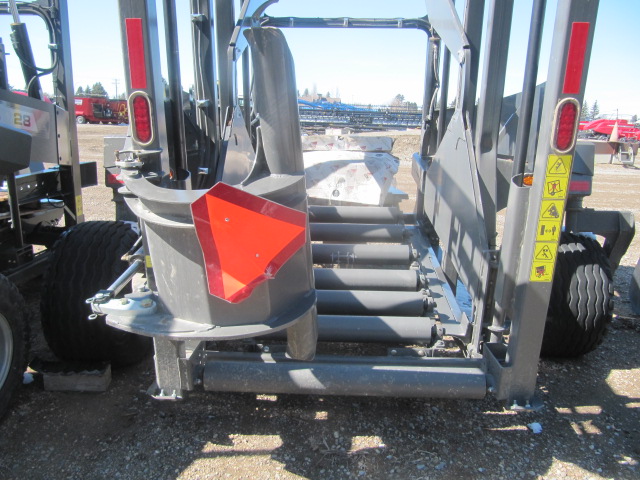 2025 Massey Ferguson MFVS16 Bale Accumulator