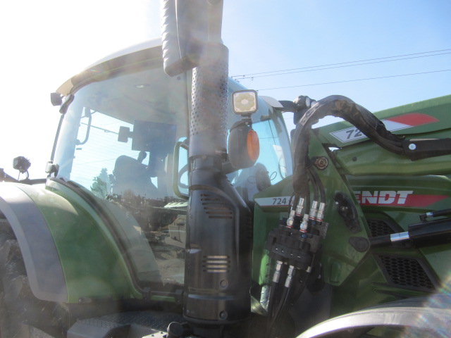 2021 Fendt 724 Gen6 Tractor