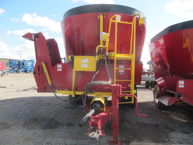 2022 Supreme 1200T TMR Mixer