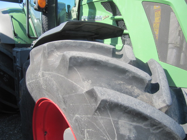 2014 Fendt 828V Tractor