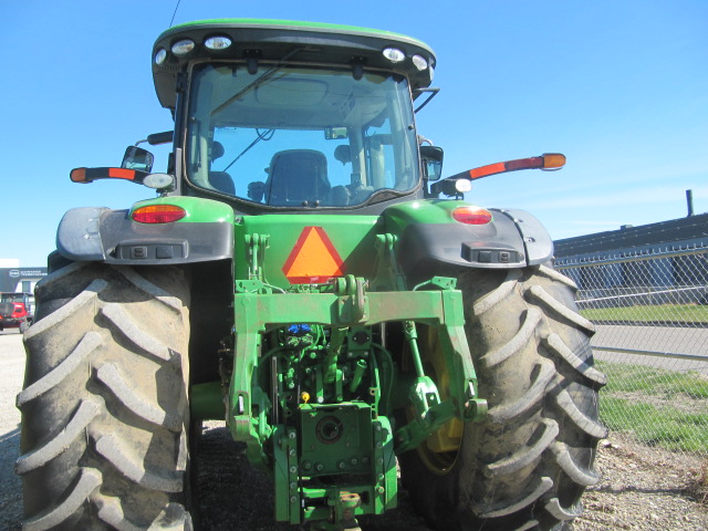 2013 John Deere 7230R Tractor