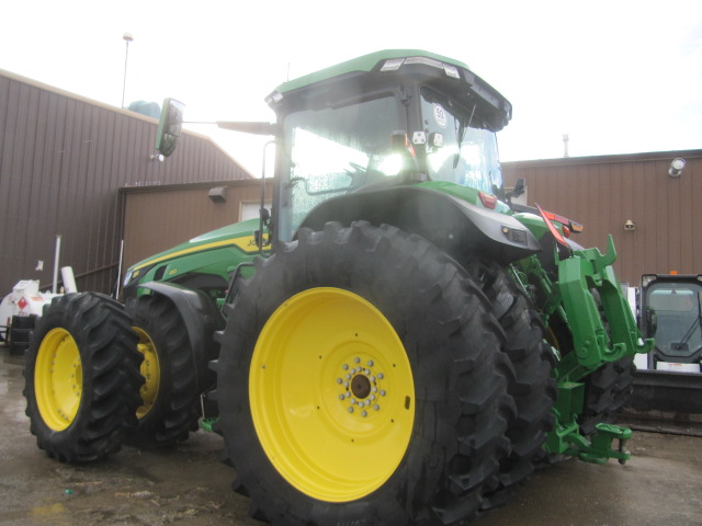 2025 John Deere 8R 410 Tractor