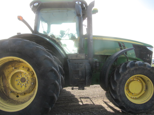 2012 John Deere 7280R Tractor