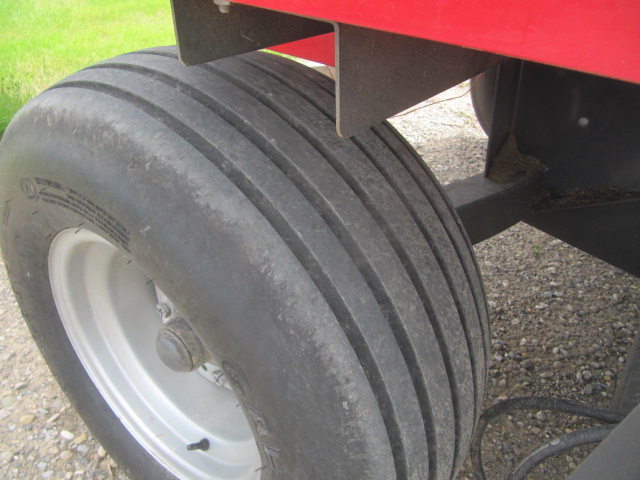2022 Massey Ferguson 1840 Baler/Square
