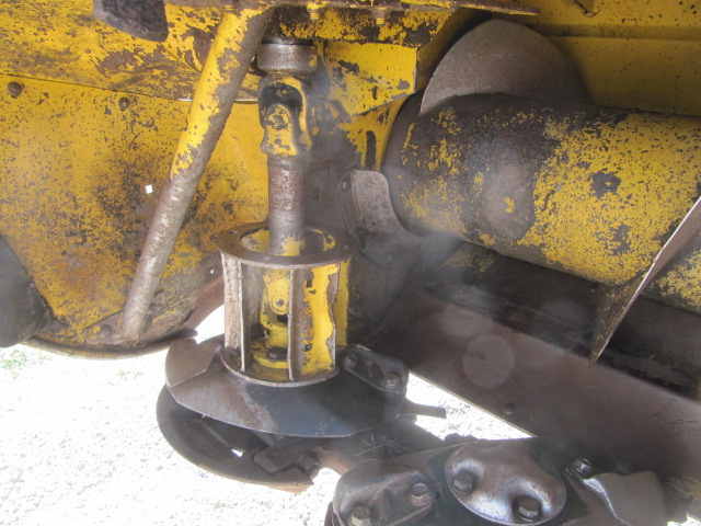 2007 New Holland HW365 Windrower