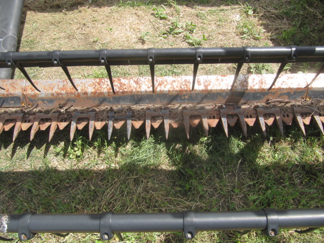 2007 New Holland HB0025 Windrower Draper Header