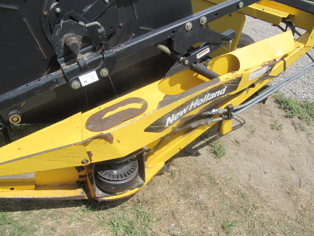 2009 New Holland HB0025 Windrower Draper Header
