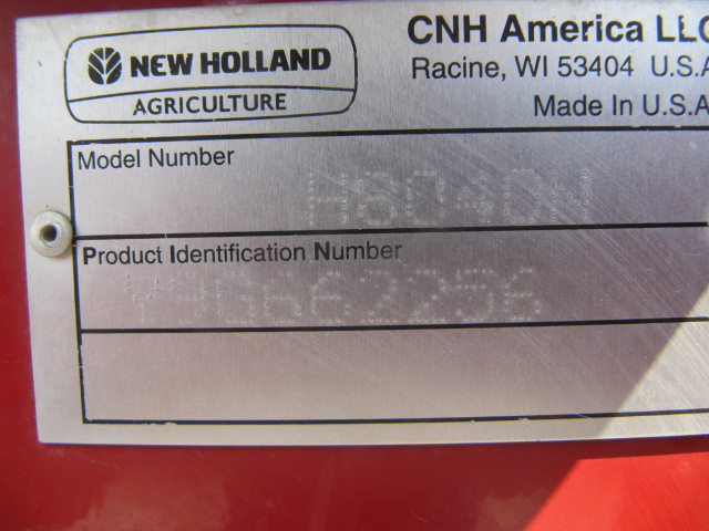 2009 New Holland H8040 Windrower