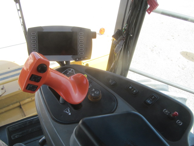 2013 Challenger WR9760 Windrower