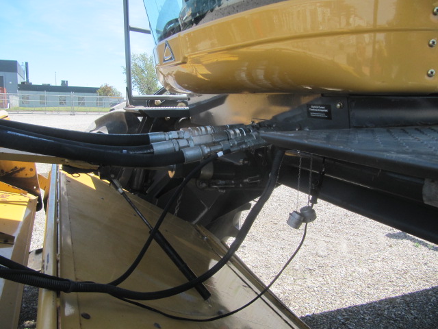 2013 Challenger WR9760 Windrower