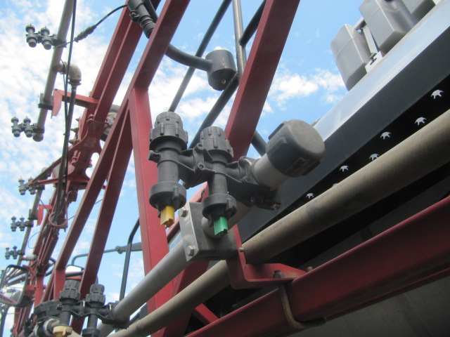 2006 Case IH SPX4410 Sprayer/High Clearance