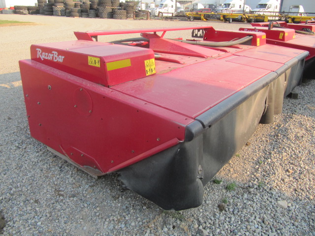 2018 Massey Ferguson 9286 Windrower Disc Header