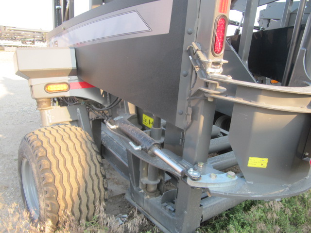 2024 Massey Ferguson MFVS28 Bale Accumulator