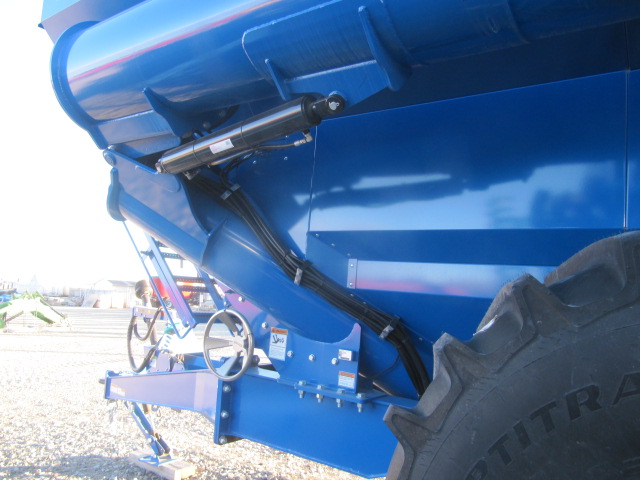 2024 Brandt 1020XT Grain Cart