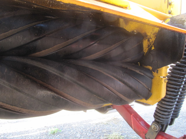 2006 New Holland 1475 Mower Conditioner