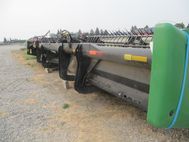 2015 John Deere 430D Windrower Draper Header