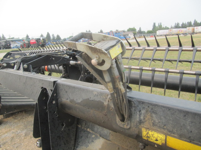 2015 John Deere 430D Windrower Draper Header