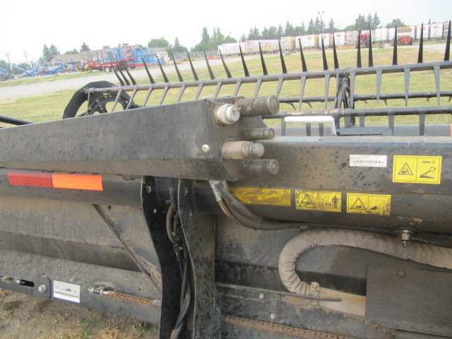 2015 John Deere 430D Windrower Draper Header