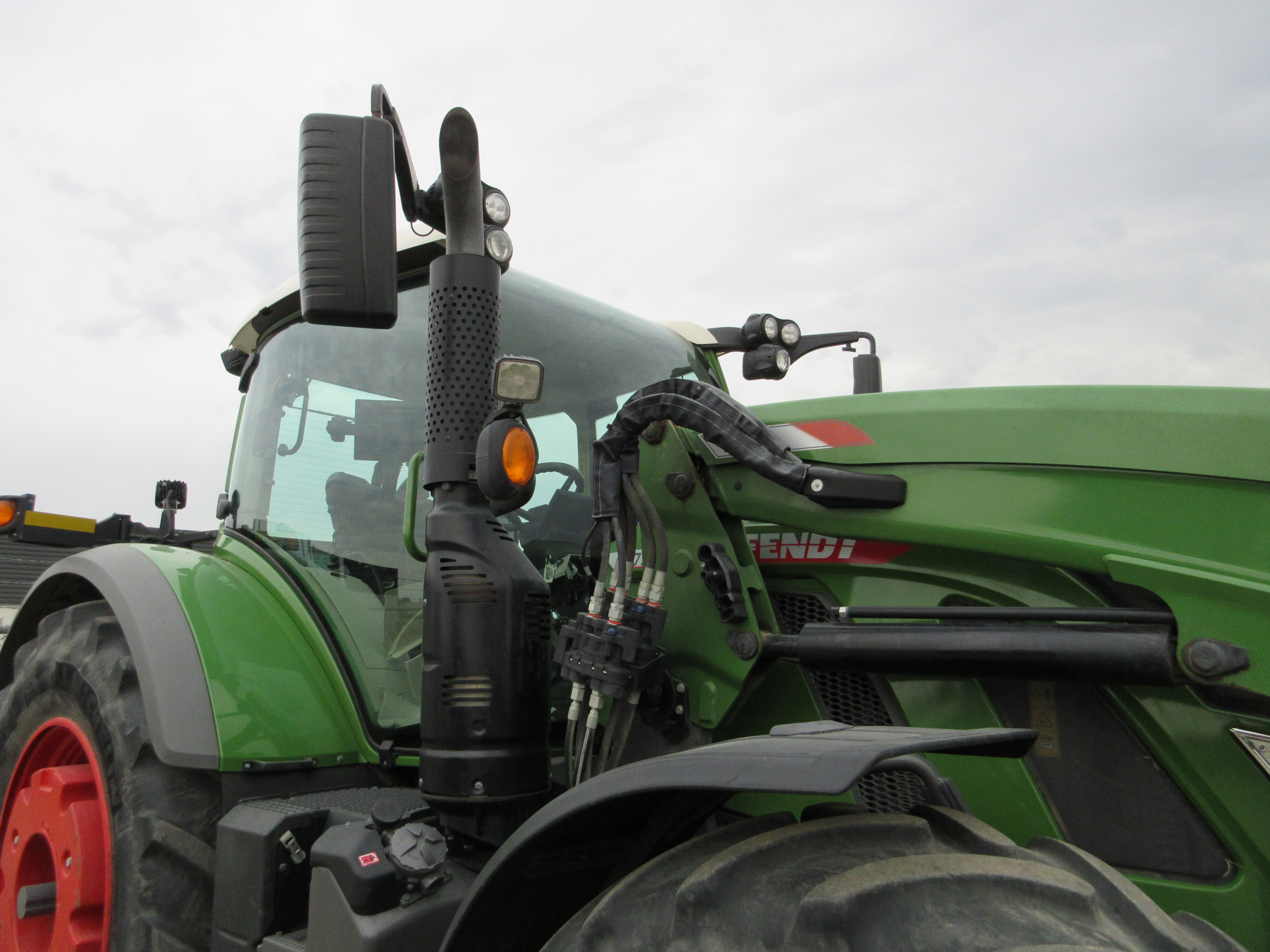 2022 Fendt 724S4 Tractor
