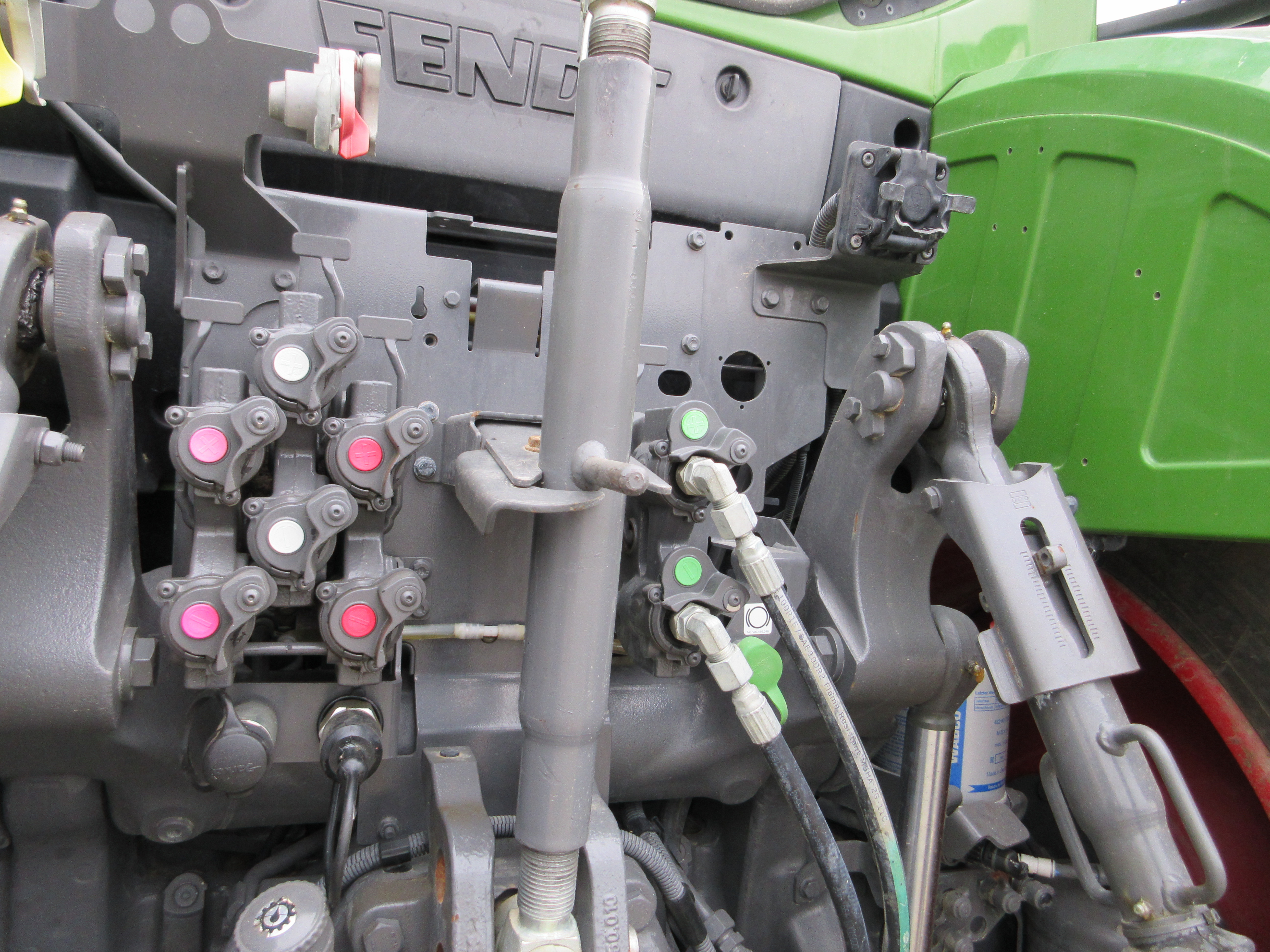 2022 Fendt 724S4 Tractor