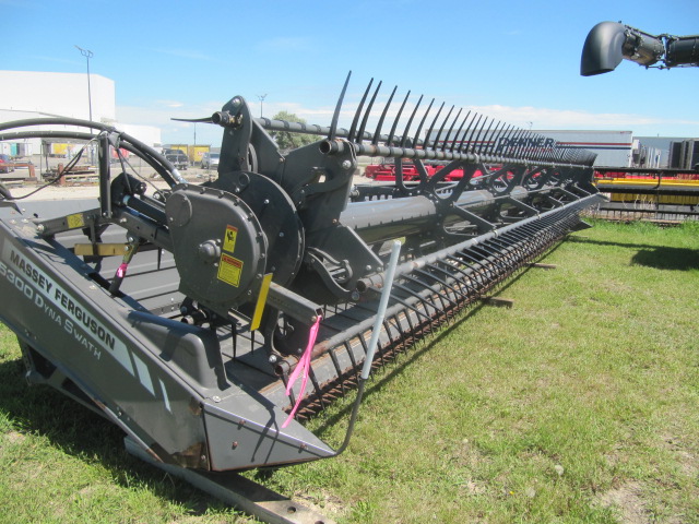 2015 Massey Ferguson 5300-35 Windrower Draper Header