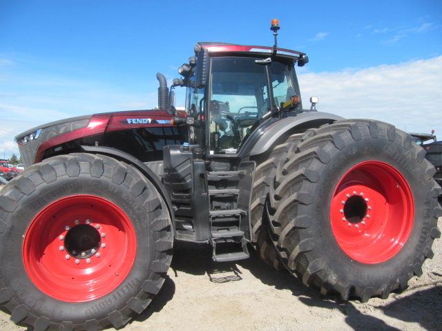 2024 Fendt 1038 Gen3 Tractor