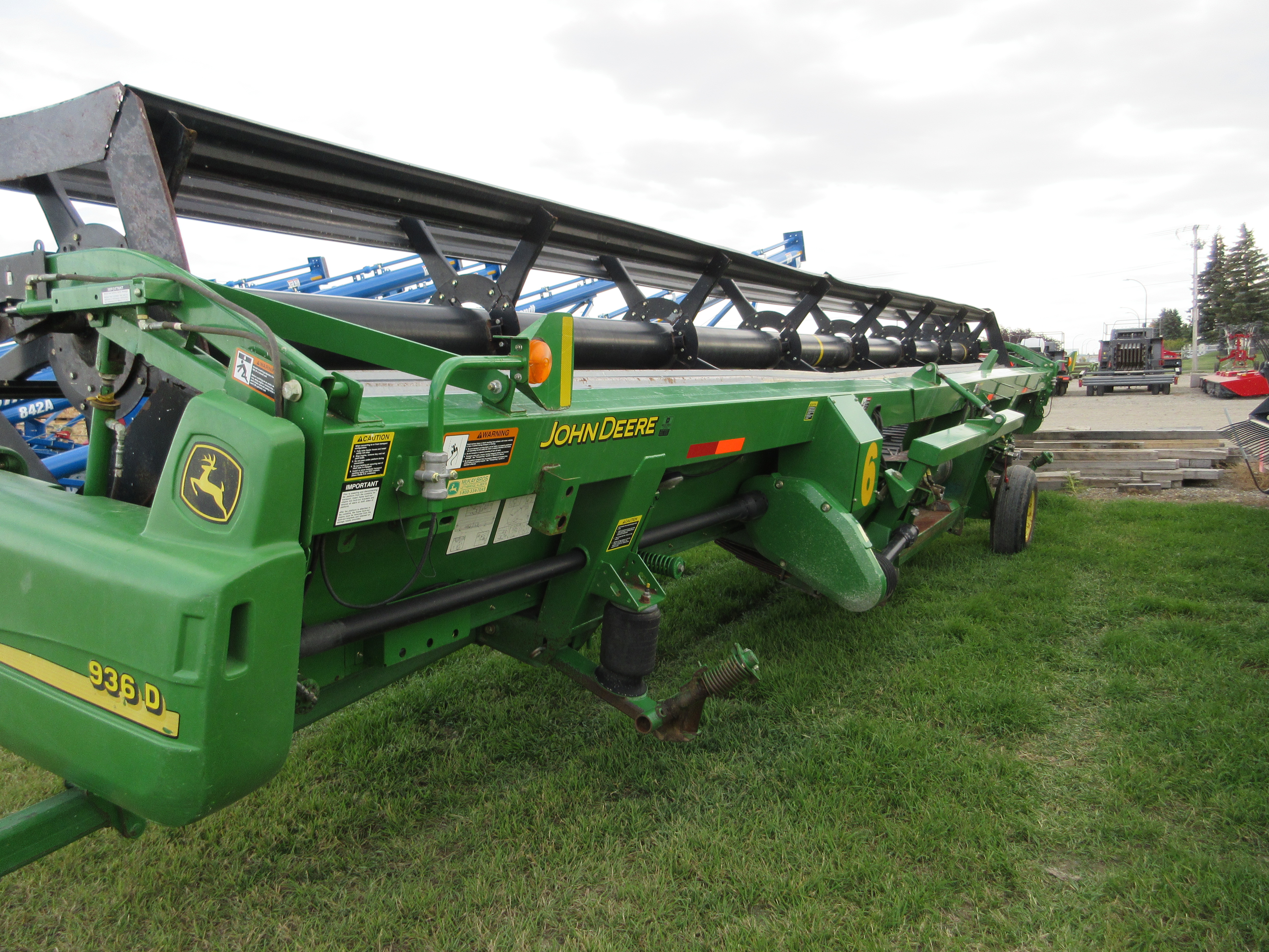 2003 John Deere 936D Header Combine