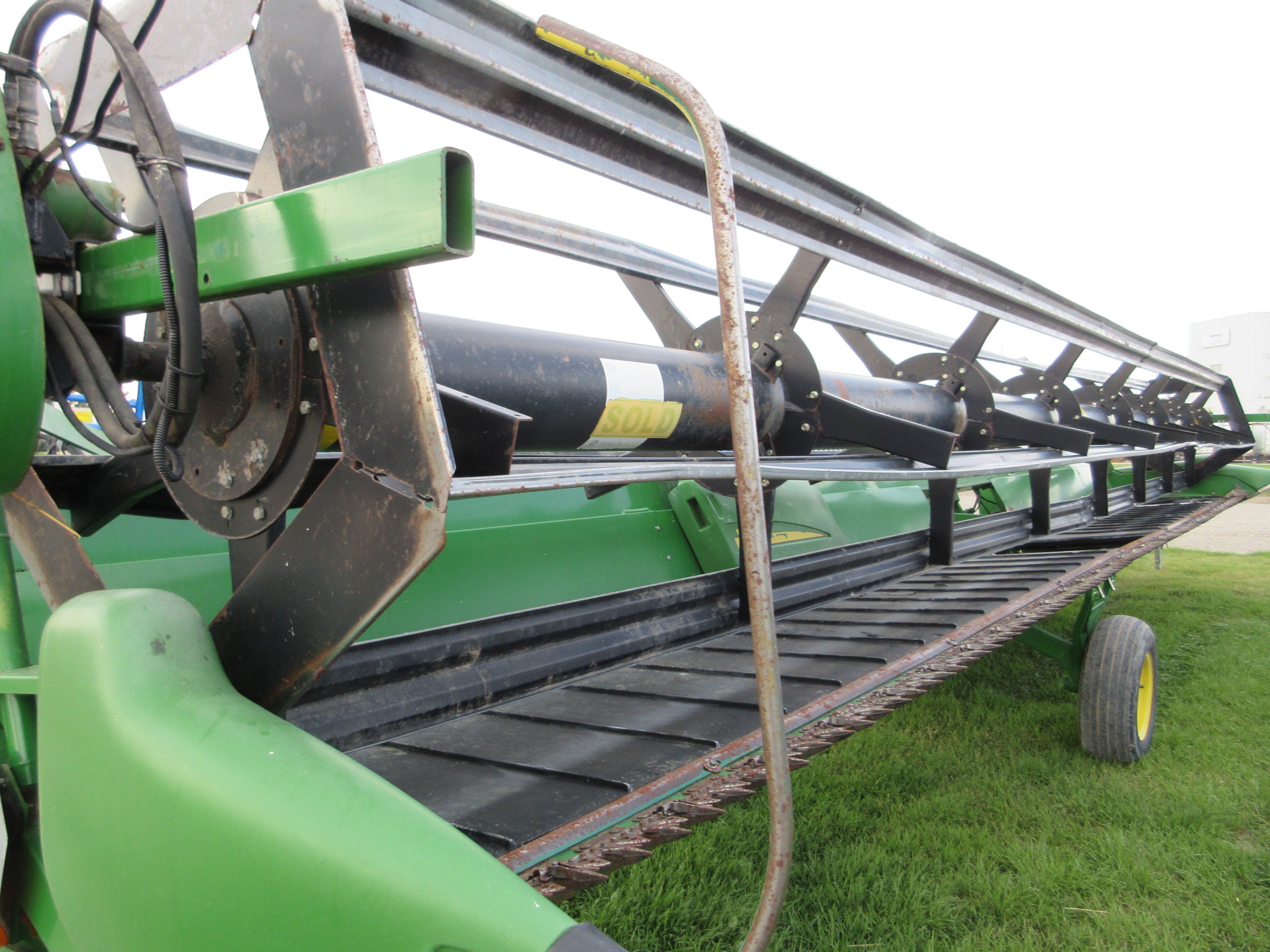 2003 John Deere 936D Header Combine