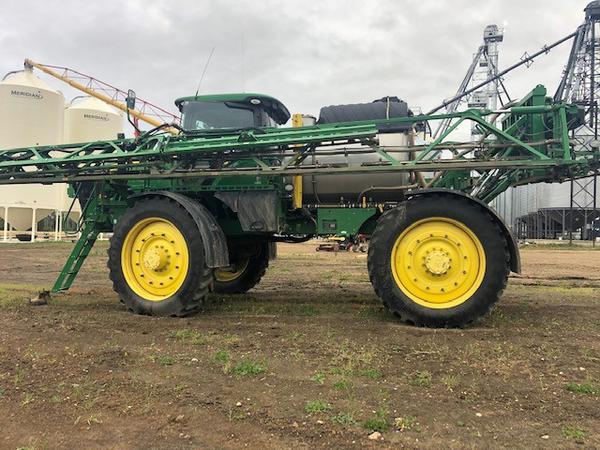 2015 John Deere R4045-120 Sprayer/High Clearance