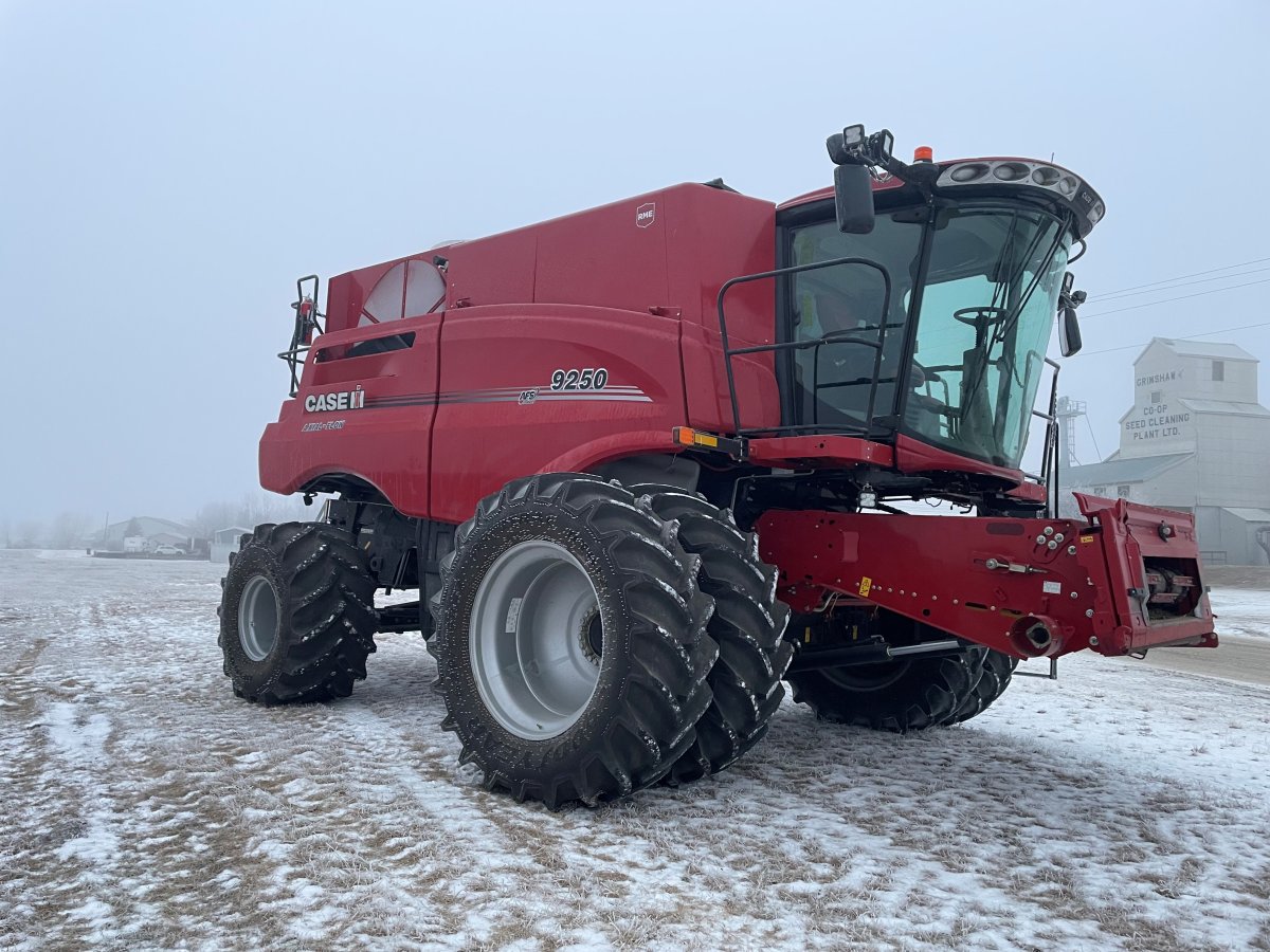 2022 Case 9250 Combine