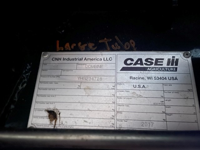 2017 Case 8240 Combine