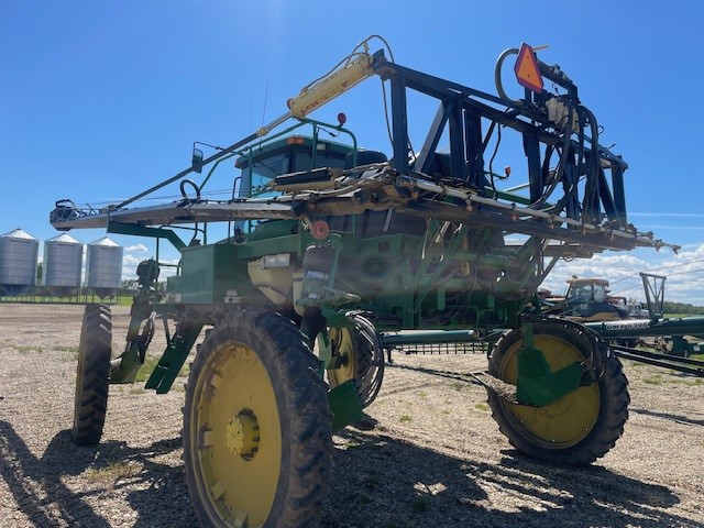 1997 John Deere 4700 Sprayer/High Clearance