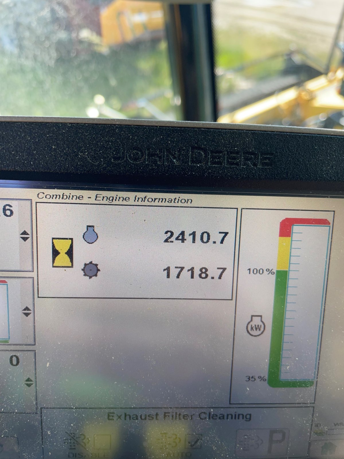 2013 John Deere S680 Combine