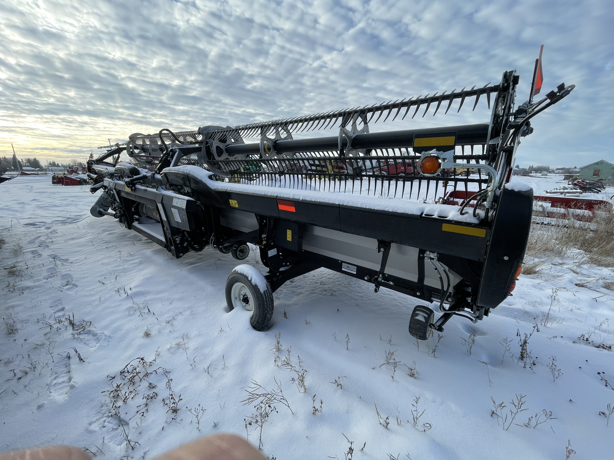 2022 MacDon FD235 Header Combine