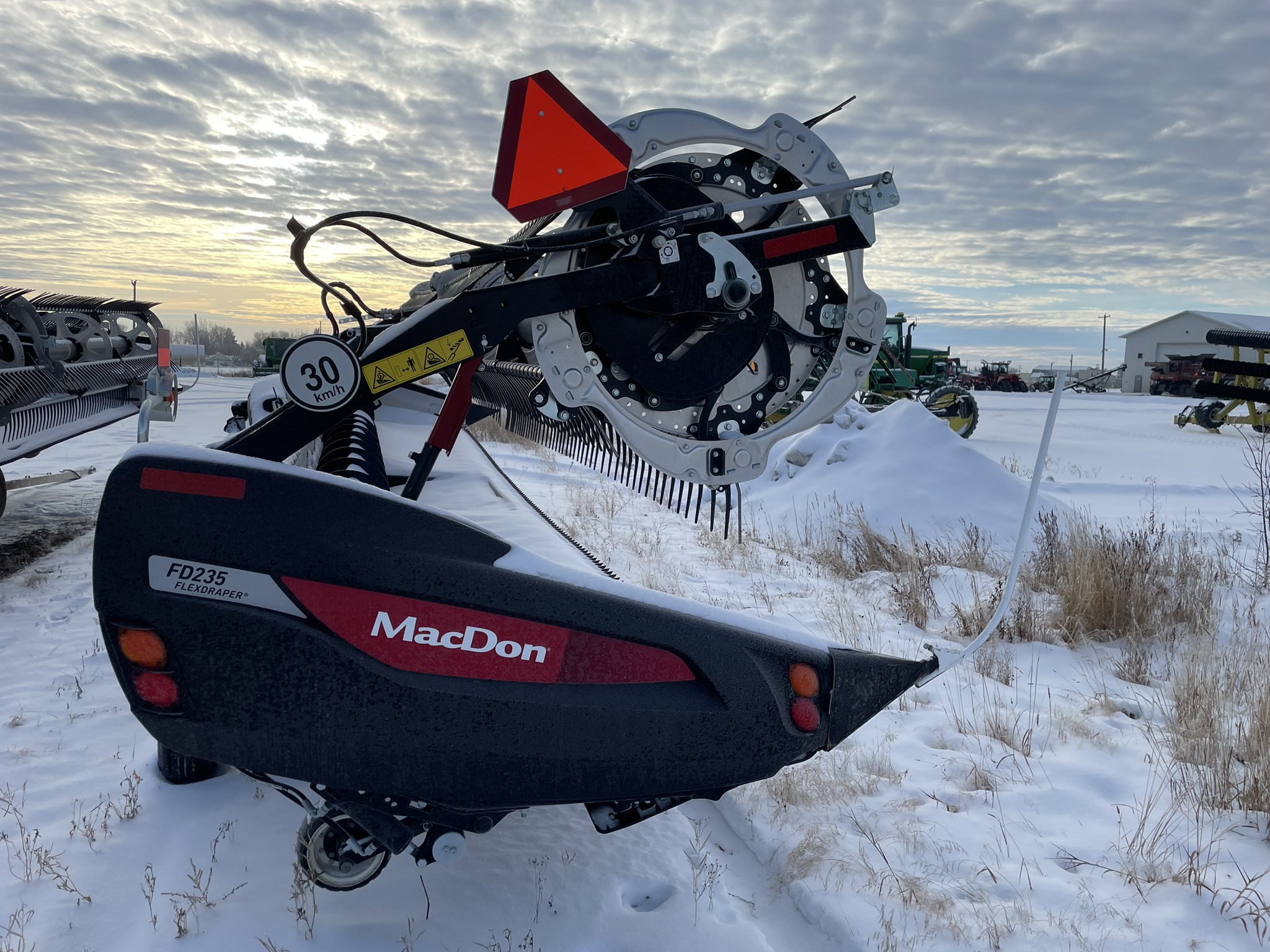 2022 MacDon FD235 Header Combine