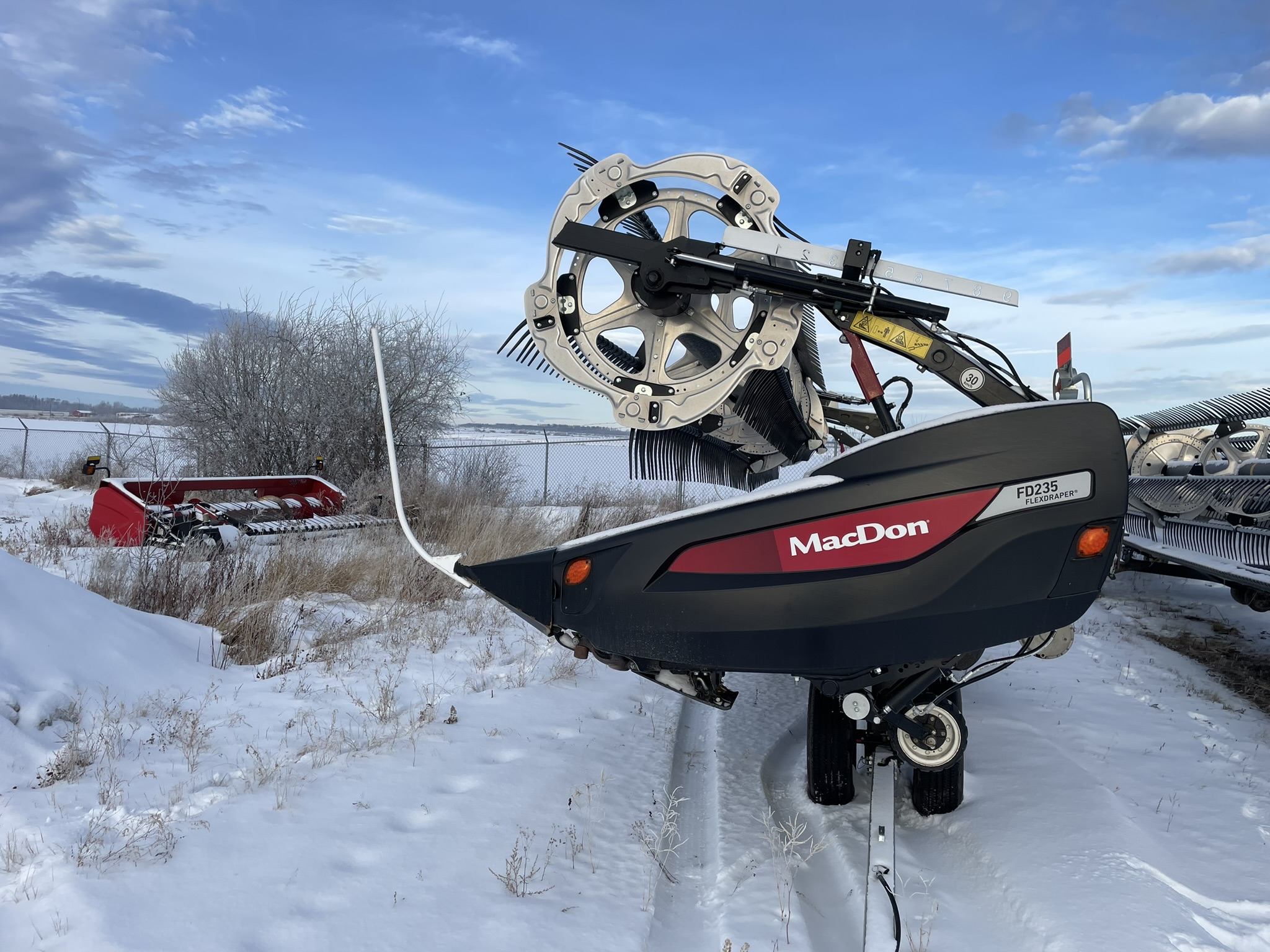 2022 MacDon FD235 Header Combine