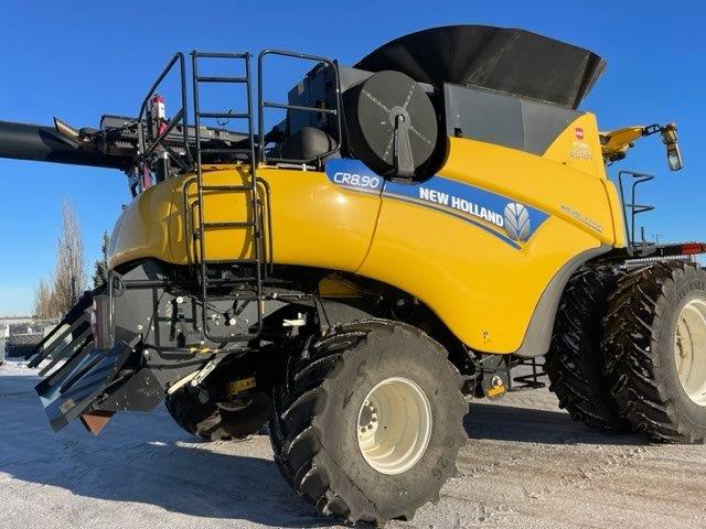 2018 New Holland CR8.90 Combine