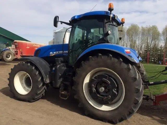 2011 New Holland T7.270 Tractor