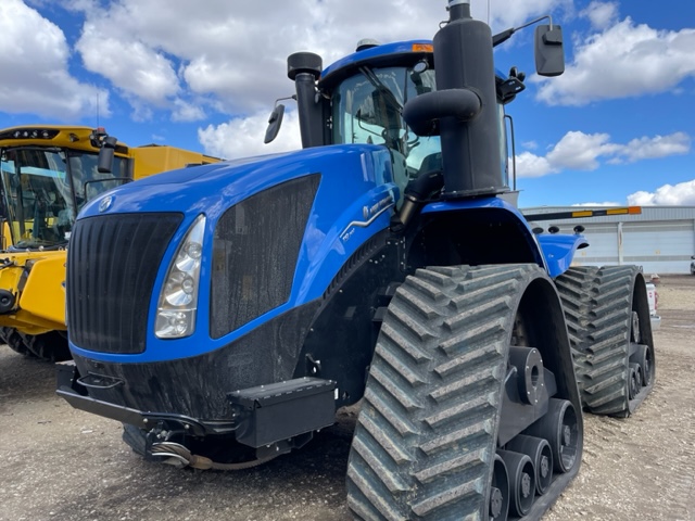 2023 New Holland T9.700Q Tractor Rubber Track