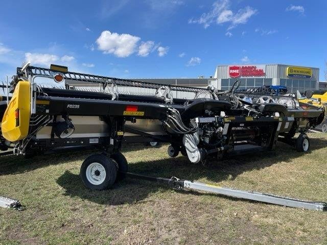 2023 MacDon FD235 Header Combine