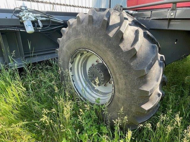 2012 Ferguson WR9735 Windrower