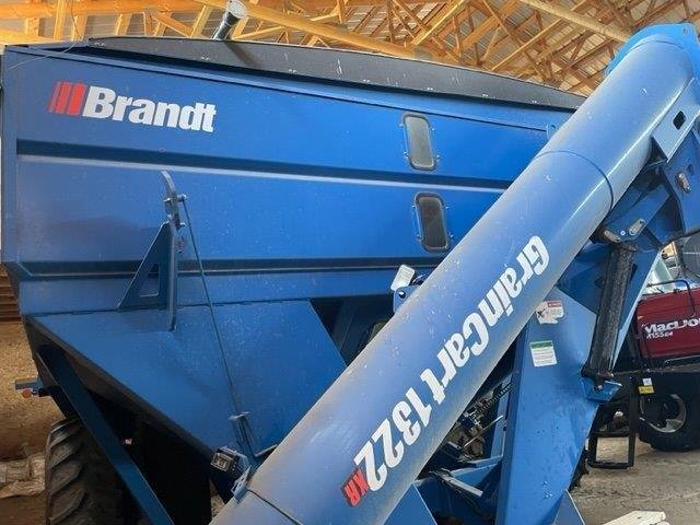 2016 Brandt 1322XR Grain Cart