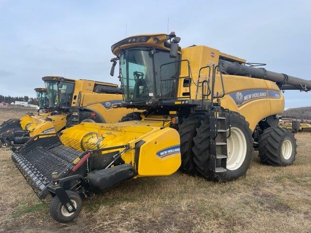 2023 New Holland CR9.90 Combine