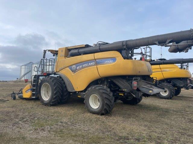 2023 New Holland CR9.90 Combine
