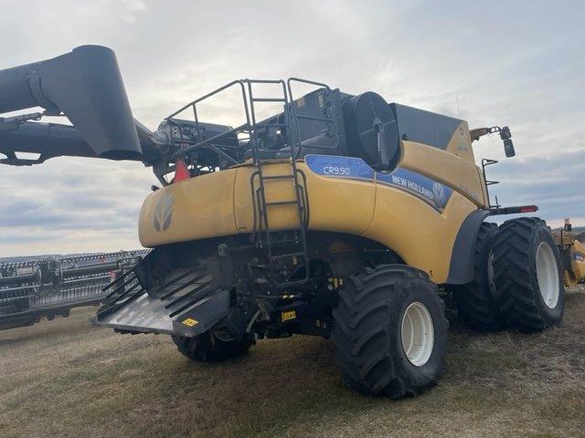 2023 New Holland CR9.90 Combine