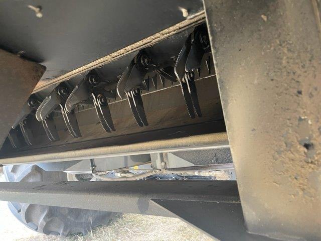 2023 New Holland CR9.90 Combine