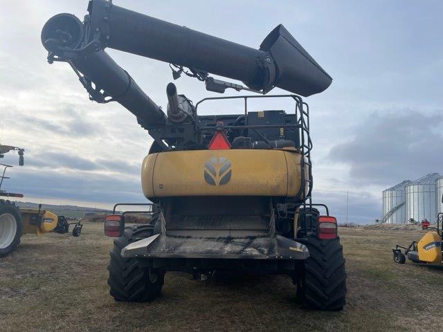 2023 New Holland CR9.90 Combine