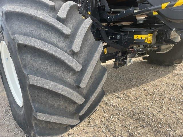 2023 New Holland CR9.90 Combine