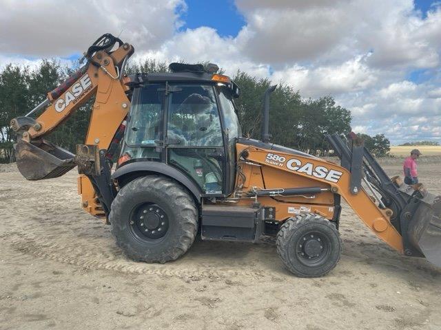 2019 Case 580SN Tractor Loader Backhoe