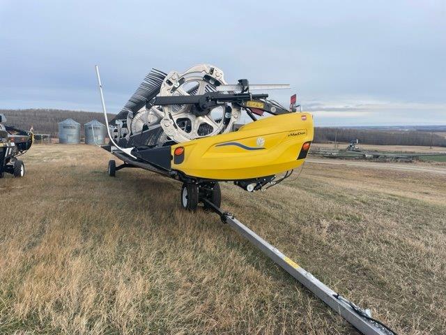 2024 MacDon FD240 Header Combine